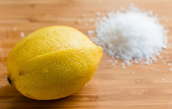 1-use-lemon-and-salt-citchen